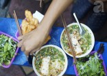 Hồng Phúc: Con phố 'thiên đường' ẩm thực Hà Nội